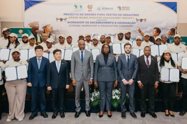 Mozambique Graduates 30 Drone Pilots to Improve Disaster Response