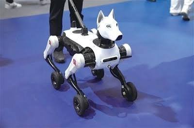 ‎China Launches Wheeled-Legged guide Robot, with 99% indoor obstacle Avoidance rate, Can even Climb Stairs