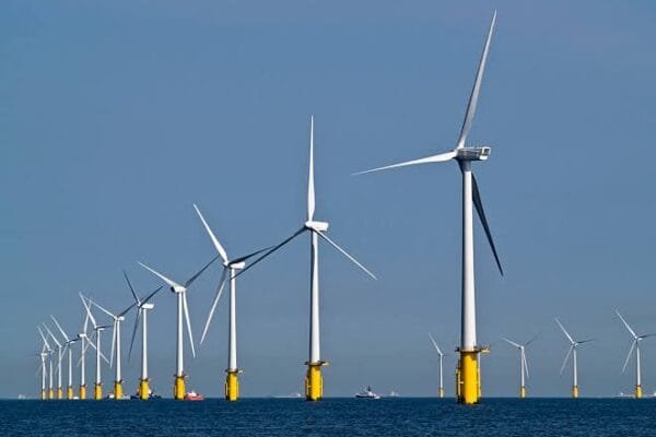 US Launch World’s Largest Commercial Scale Offshore Wind Farm in Massachusetts to Power over 400,000 Homes (Video)