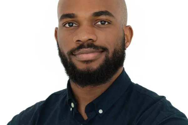 Nigerian Researcher Wins $100,000 Canadian Research Award for Male Fertility Study